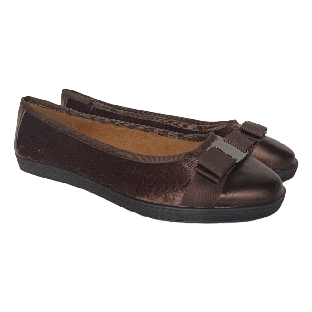SOFT STYLE HUSH PUPPIES Memory Foam Brown Velvet Rose Floral Slip On Flats 10
